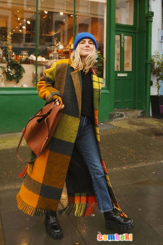 From country escapes to city breaks, head to your romantic weekend in style with these four outfits ideas.